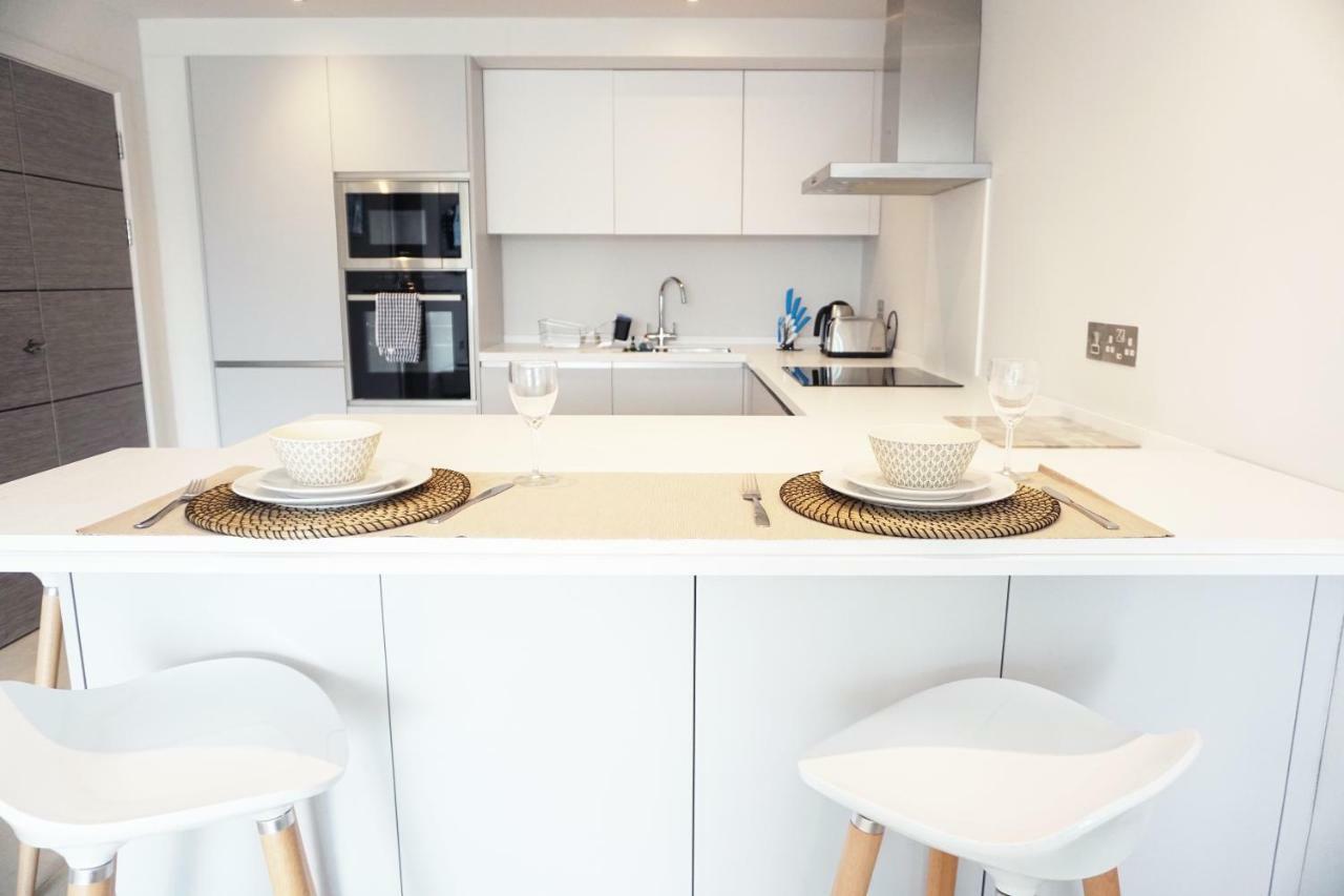 Saltwater Suites At Fistral New Quay Exteriör bild